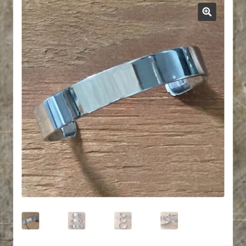NWOT hathor cuff